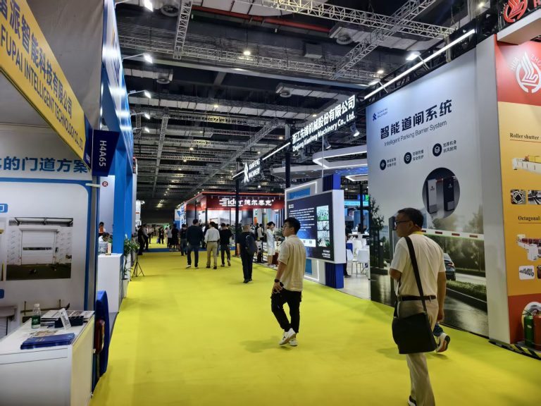 苏州炬福团队赴上海参观 R+T Asia 2026 门窗遮阳展